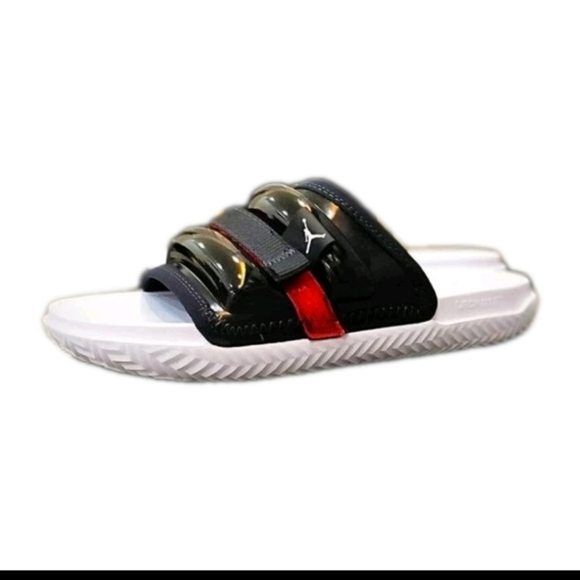 Jordan Mens Super Play Slide 'Black University Red' 13 - Picture 1 of 12